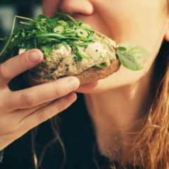 The Dining Etiquette Everyone Should Follow