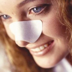 What Really Happens to Your Skin When You Use Pore Strips