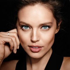The Difference Between Bronzer and Contour
