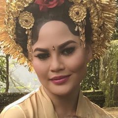 You Have To See Chrissy Teigen’s Bali Vacation Outfits