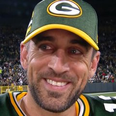 Aaron Rodgers Leaves Game Injured But Leads Stunning GB Comeback Aaron Rodgers Leaves Game Injured But Leads Stunning GB Comeback