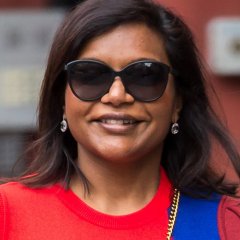9 Mindy Kaling Outfits That Are So Easy to Copy 9 Mindy Kaling Outfits That Are So Easy to Copy