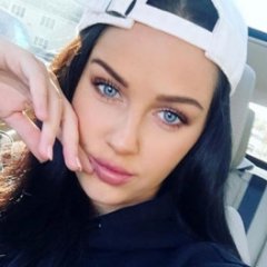Jimmy Garoppolo's Ex Has Interesting Reaction to His Injury Jimmy Garoppolo's Ex Has Interesting Reaction to His Injury