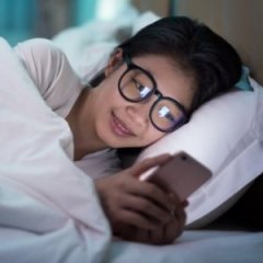 What Happens to Your Body When You Stare at Your Phone All Day