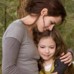 Kristen Stewart's 'Twilight' Daughter Doesn't Look Like This Now Kristen Stewart's 'Twilight' Daughter Doesn't Look Like This Now
