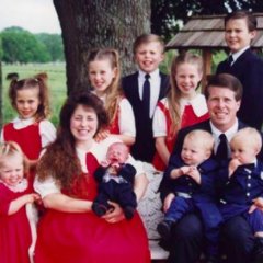 What the Duggars' Lives Were Actually Like Before All the Fame