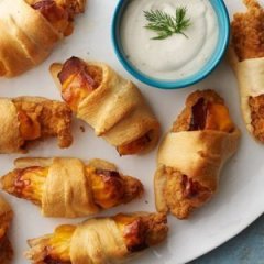 Delicious Chicken-Bacon-Ranch Crescent Roll-Ups