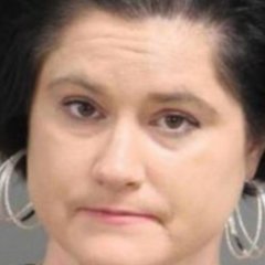 Single Mom Arrested After Abandoning 2 Kids On Roadside Single Mom Arrested After Abandoning 2 Kids On Roadside