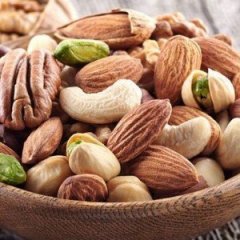 10 Healthy on the Go Snacks For Your Road Trip