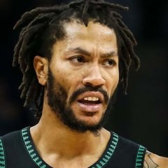 Derrick Rose Has Been on Court for Three Gruesome NBA Injuries