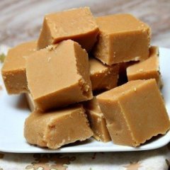 The Easiest Recipe Ever for Peanut Butter Fudge