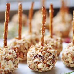 9 Quick & Easy New Year's Eve Finger Foods