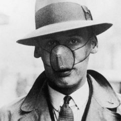 Eerie Vintage Photos of People Battling the Flu Eerie Vintage Photos of People Battling the Flu