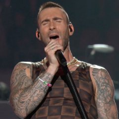 Adam Levine's Tank Top Leaves Twitter Confused Adam Levine's Tank Top Leaves Twitter Confused