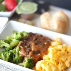 Here's Why Food Always Tastes Different on a Plane Here's Why Food Always Tastes Different on a Plane