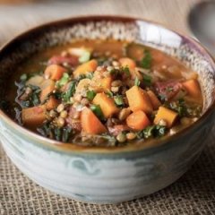 20 Lazy Soup Recipes to Whip up When It's Freezing 20 Lazy Soup Recipes to Whip up When It's Freezing