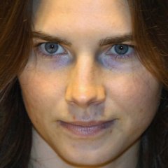 Amanda Knox's Murder Joke Fires Up Social Media Amanda Knox's Murder Joke Fires Up Social Media