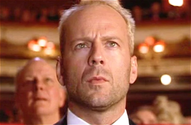 Bruce Willis Joined The Fifth Element In The Most Bruce Willis Way Possible