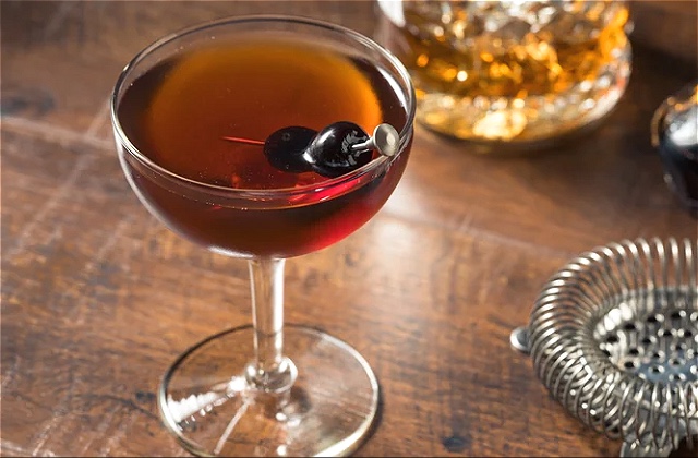 The Unexpected Ingredient That Will Majorly Upgrade Your Manhattan
