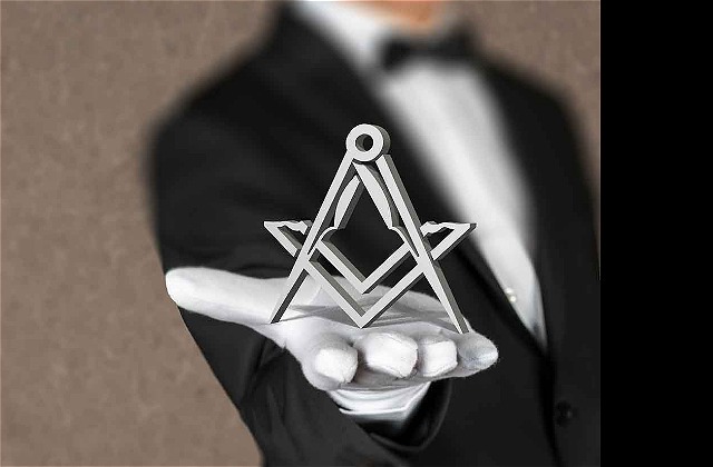 The History Of The Freemasons Finally Explained